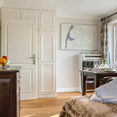 Kampstrasse 9, W4, Gb3 *